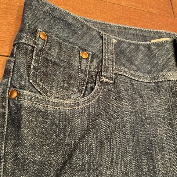 Capri length jeans - Picture 4 of 8